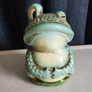 Chalkware Frog/1970s Japan/coin bank Piggy Bank Frog Bank